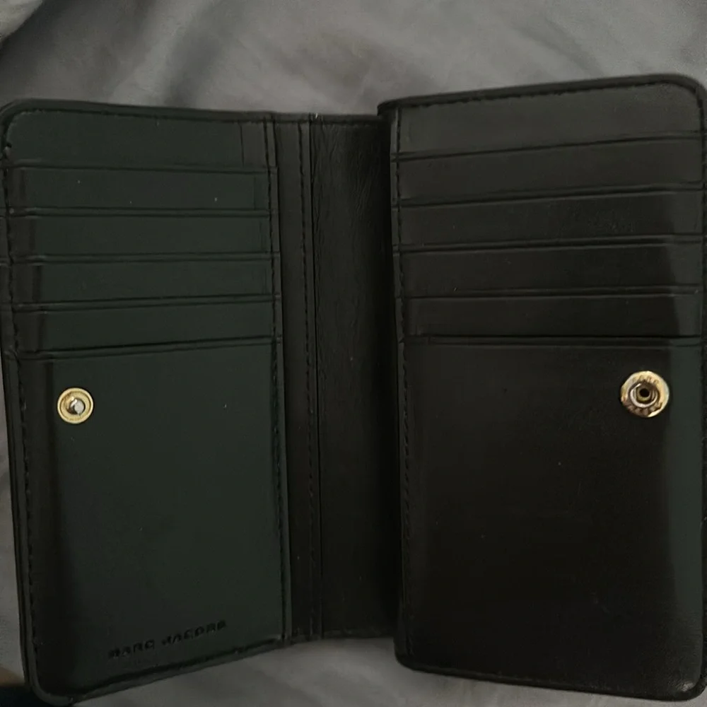 Marc Jacob’s leather wallet Euc - Picture 2 of 9